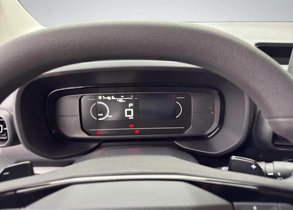 image du véhicule 10 image du véhicule 10