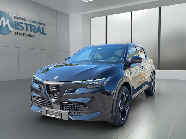 Alfa Romeo Junior 1.2 Ibrida Speciale