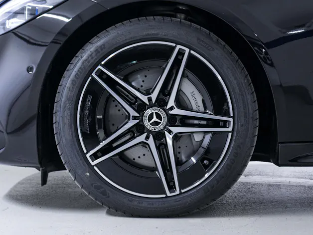 Mercedes-Benz C 220 d 4MATIC T-Modell "Swiss Star"