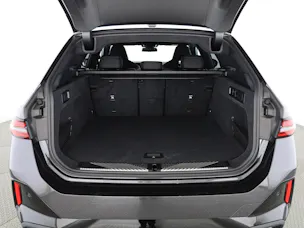 BMW 550e xDrive Touring