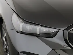 BMW 550e xDrive Touring