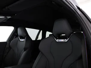 BMW 550e xDrive Touring