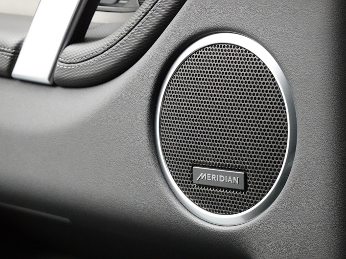 Vehicle image LAND ROVER DISCOVERY SPORT