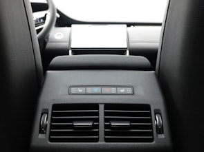 Vehicle image LAND ROVER Discovery Sport 1.5 T 270e Landmark