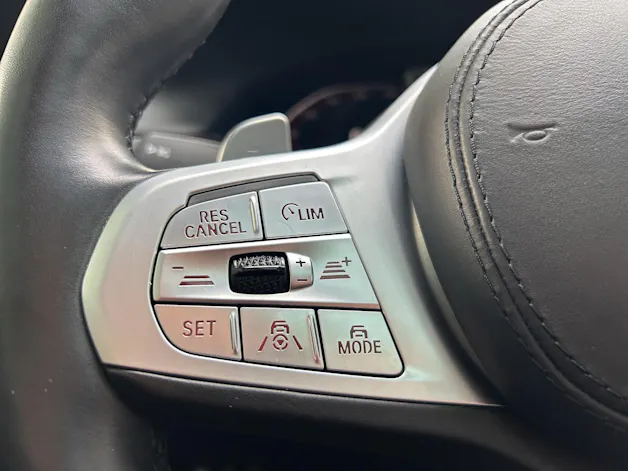 BMW 750i xDrive SAG