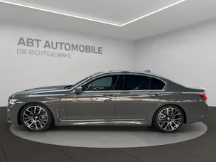 BMW 750i xDrive SAG