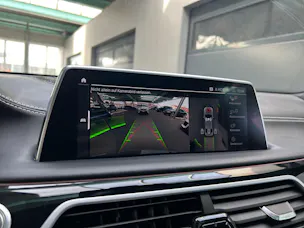 BMW 750i xDrive SAG