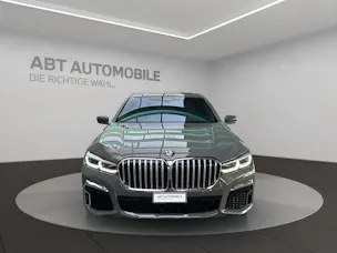 BMW 750i xDrive SAG