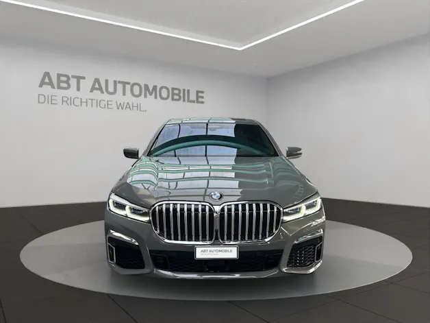 BMW 750i xDrive SAG