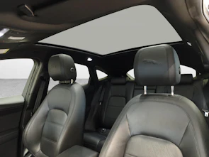 immagine del veicolo JAGUAR E-Pace 2.0 I4 200 SE AWD + Ruote invernali incluse