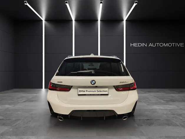 BMW 320d xDrive SAG Touring Attraktiven Leasingzinssatz ab 1,9 % bei Abschluss einer BMW Fahrzeugversicherung.