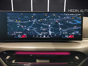 BMW 320d xDrive SAG Touring Attraktiven Leasingzinssatz ab 1,9 % bei Abschluss einer BMW Fahrzeugversicherung.
