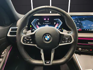 BMW 320d xDrive SAG Touring Attraktiven Leasingzinssatz ab 1,9 % bei Abschluss einer BMW Fahrzeugversicherung.