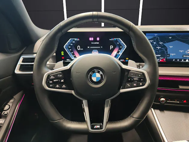 BMW 320d xDrive SAG Touring Attraktiven Leasingzinssatz ab 1,9 % bei Abschluss einer BMW Fahrzeugversicherung.