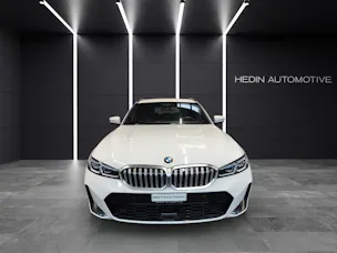 BMW 320d xDrive SAG Touring Attraktiven Leasingzinssatz ab 1,9 % bei Abschluss einer BMW Fahrzeugversicherung.