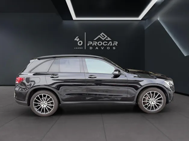 Mercedes-Benz GLC 220 d AMG Line 4m