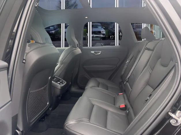 Volvo XC60 2.0 B6 MH R-Design AWD