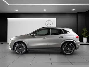 Mercedes-Benz GLA 220 4Matic 8G-DCT