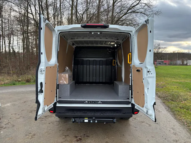 Iveco 35S16BA8V H1