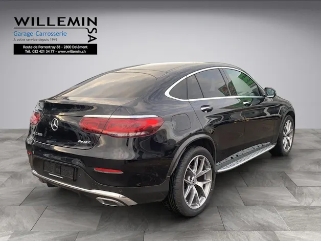 Mercedes-Benz GLC Coupé 300 AMG Line 4Matic 9G-Tronic