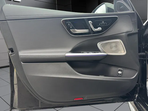 Mercedes-Benz C 300 4 Matic