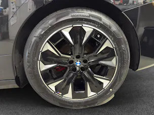 BMW iX xDrive45 M Sport