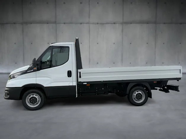 Iveco 35S16A8 mit Werksbrücke Scattolini