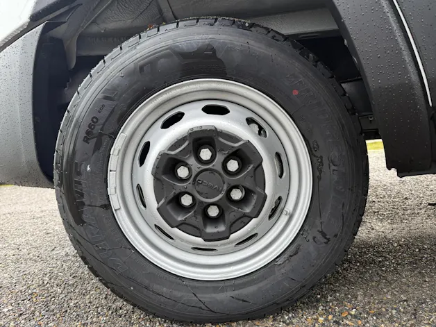 Iveco 35S16A8 mit Werksbrücke Scattolini