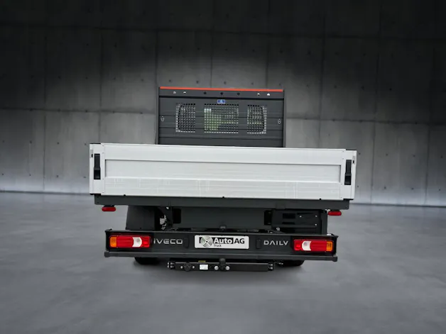 Iveco 35S16A8 mit Werksbrücke Scattolini
