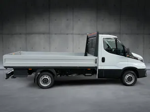 Iveco 35S16A8 mit Werksbrücke Scattolini