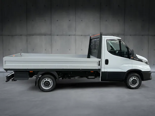 Iveco 35S16A8 mit Werksbrücke Scattolini