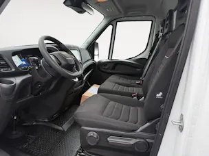 Iveco 35S16A8 mit Werksbrücke Scattolini