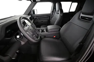 Land Rover Defender 110 4.4 V8 Octa Black
