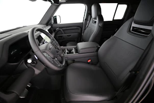 image du véhicule LAND ROVER Defender 110 4.4 V8 Octa Black