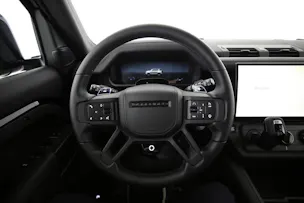 Land Rover Defender 110 4.4 V8 Octa Black