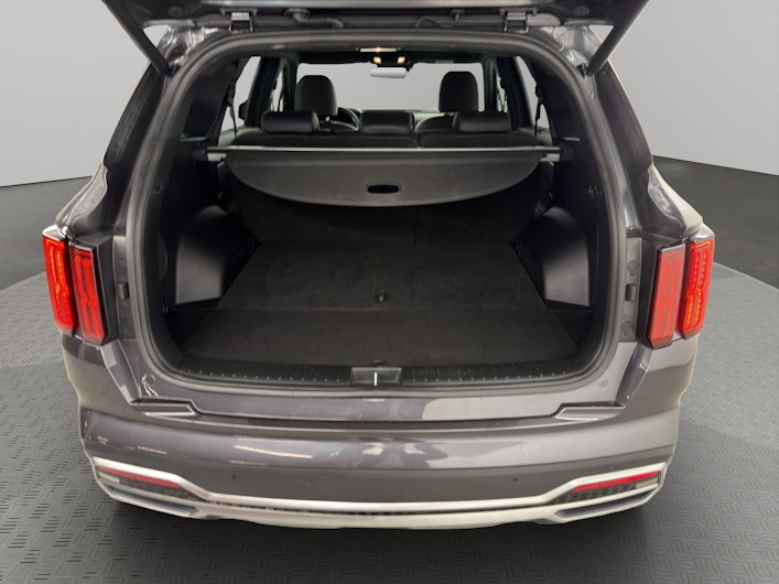 Vehicle image KIA SORENTO