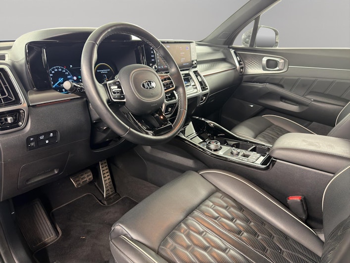 Vehicle image KIA SORENTO