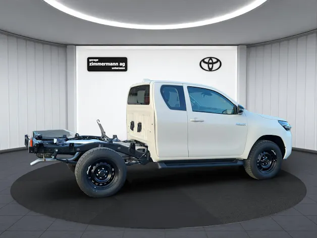 Toyota Hilux Extra Cab.-Chassis 2.4 D