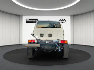 Toyota Hilux Extra Cab.-Chassis 2.4 D