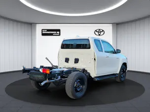 Toyota Hilux Extra Cab.-Chassis 2.4 D