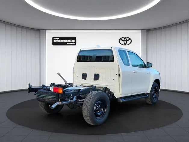 Toyota Hilux Extra Cab.-Chassis 2.4 D