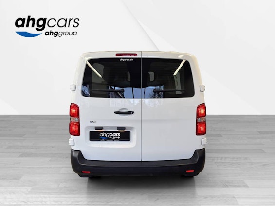 Vehicle image 3 Vehicle image 3