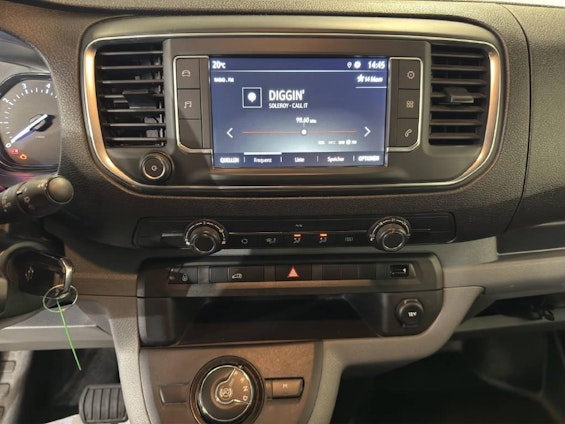 Vehicle image 6 Vehicle image 6