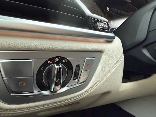 BMW 730d xDrive SAG