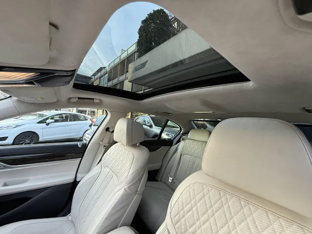 BMW 730d xDrive SAG