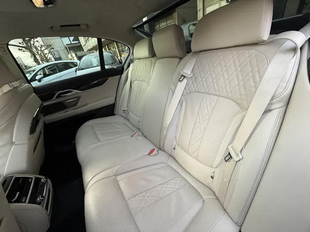 BMW 730d xDrive SAG