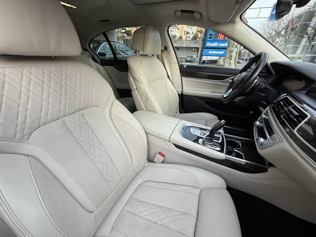 BMW 730d xDrive SAG