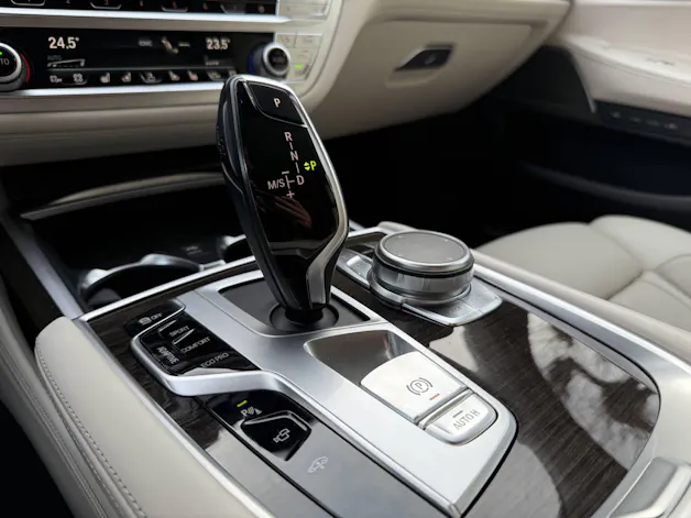 BMW 730d xDrive SAG