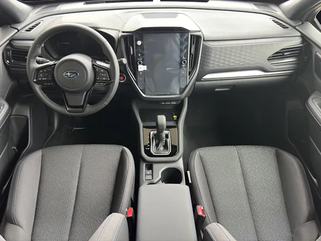 Subaru Forester Station 2.0i e-Boxer Swiss Plus