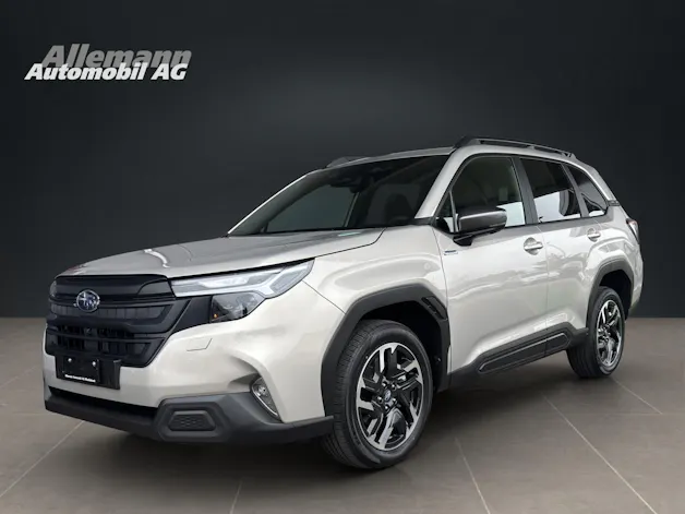 Subaru Forester Station 2.0i e-Boxer Swiss Plus